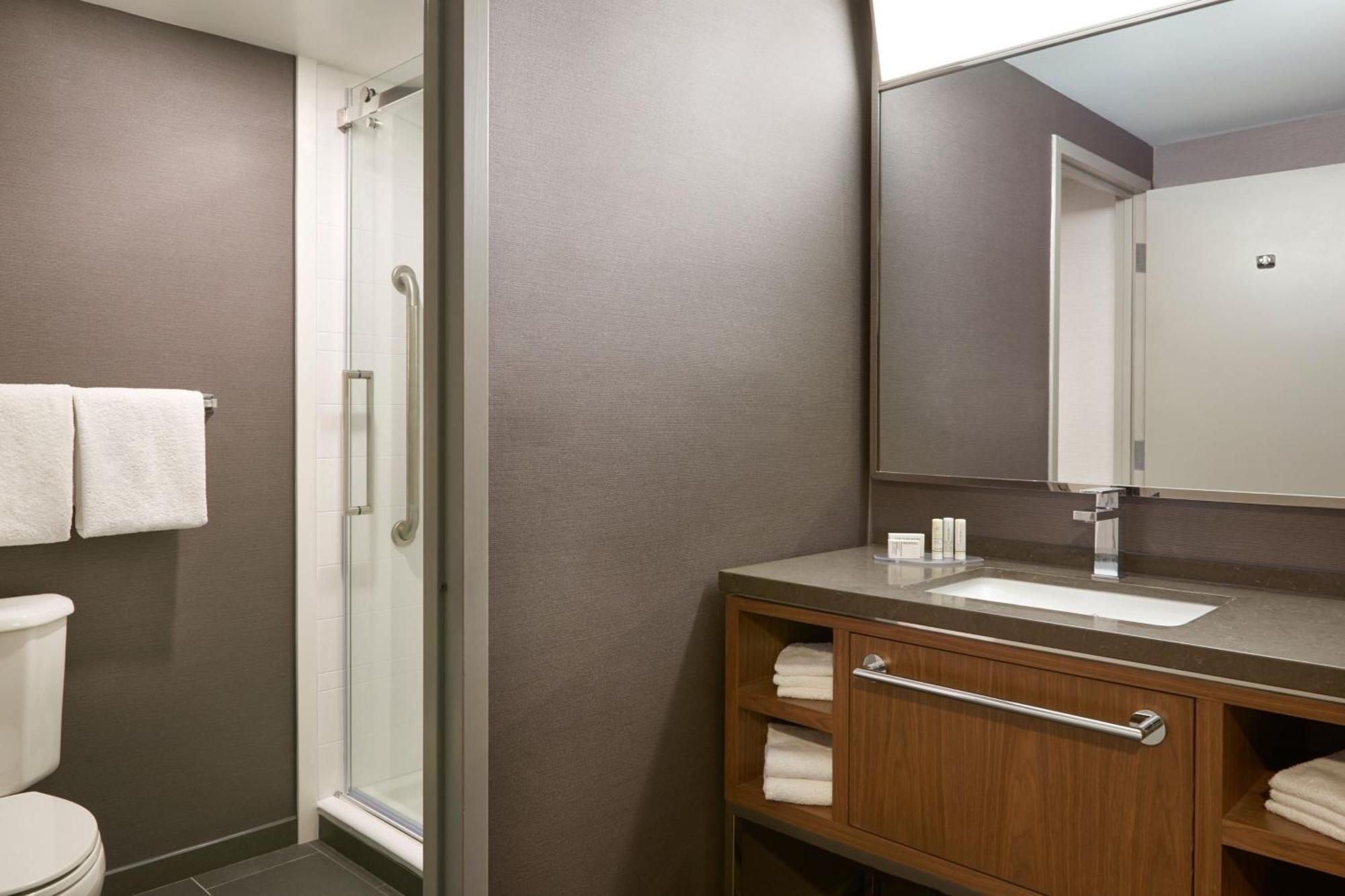 Courtyard By Marriott Toronto Markham Buitenkant foto